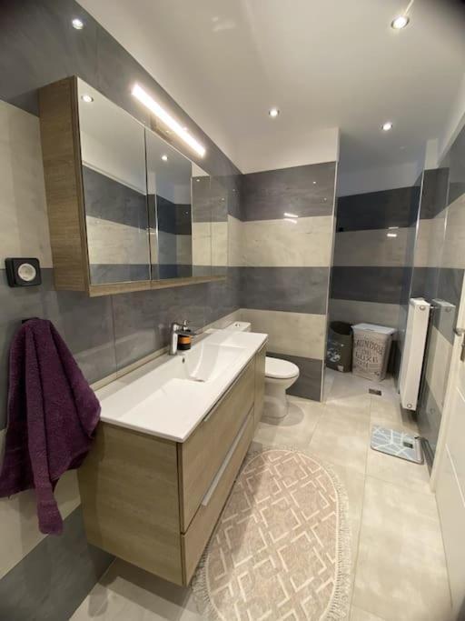 Λabirinthia Apartment Атина Екстериор снимка